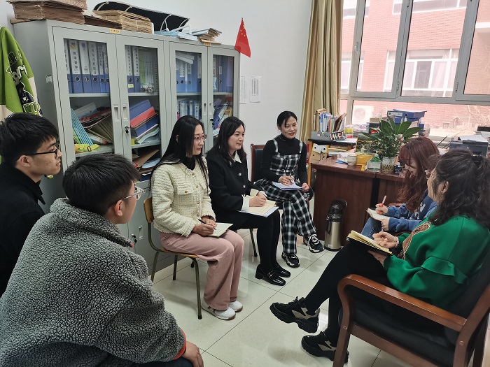 爱尚思政课筹备会.jpg 爱尚思政课筹备会.jpg