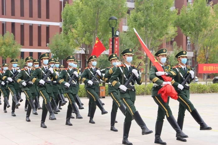 升旗1.jpg 升旗1.jpg