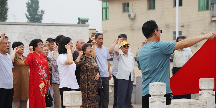 齐会宣誓.jpg 齐会宣誓.jpg